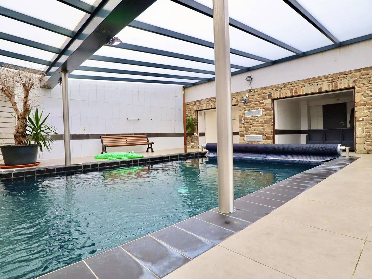 Luxury villa with indoor swimming pool, sauna in Ochamps, Libin