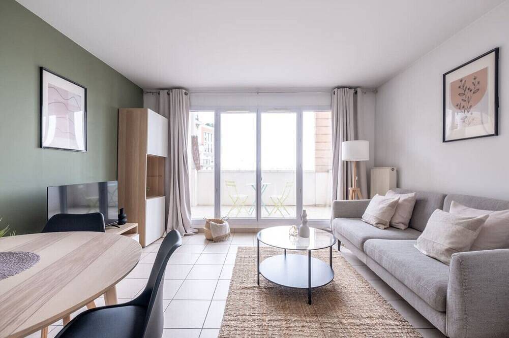 Entire apartment, Appartement Exquis à La Défense in Courbevoie, Hauts-de-Seine
