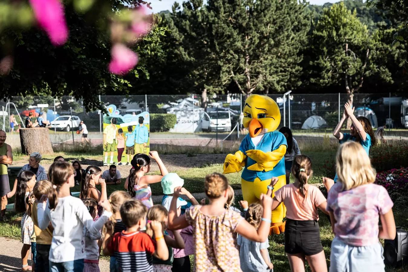 Mobil Home Classique 3 Pièces 4 Personnes in Murol, Parc naturel régional des Volcans d'Auvergne