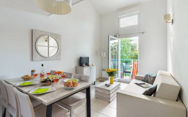 Gîte pour 6 personnes, avec sauna et piscine, animaux acceptés à Saint-Palais-sur-Mer