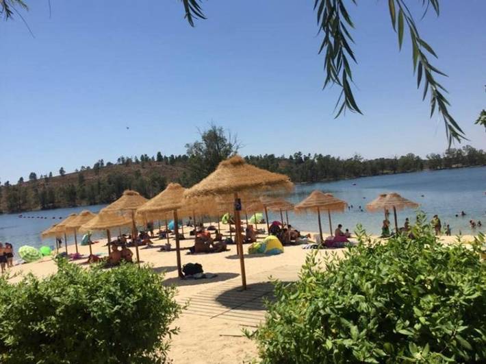 Casa de vacaciones para 6 personas, con vistas y jardín además de vistas al lago y balcón en Portugal