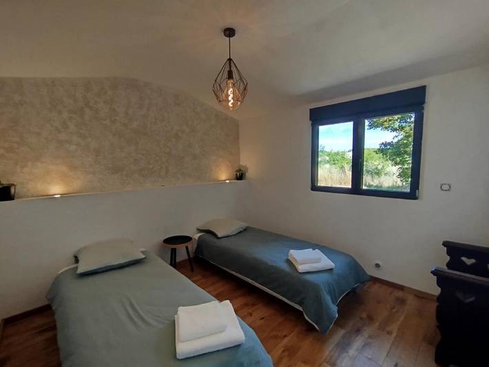 Gîte pour 2 personnes, avec vue et jardin, animaux acceptés à Agonac - 2