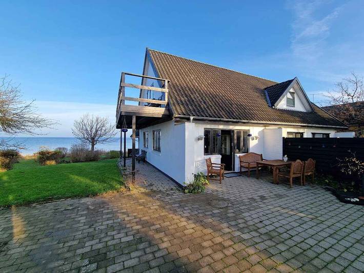 Villa für 12 Personen, mit Seeblick und Garten sowie Ausblick, mit Haustier auf Seeland