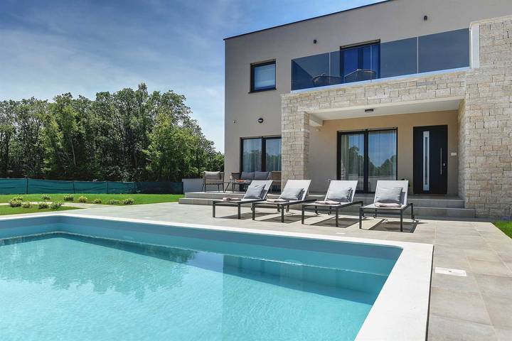 Villa pour 6 personnes, avec terrasse à Loborika