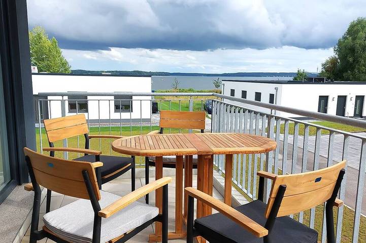 Ferienwohnung für 4 Personen, mit Balkon in Schwerin