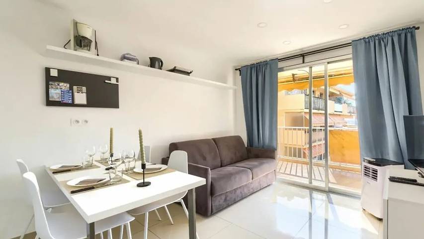 Maison de vacances pour 4 personnes, avec Balcon dans Golfe-Juan