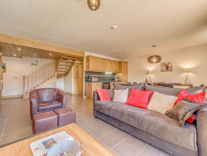 Gîte pour 8 personnes, avec Balcon dans Office De Tourisme De Champagny En Vanoise - 3