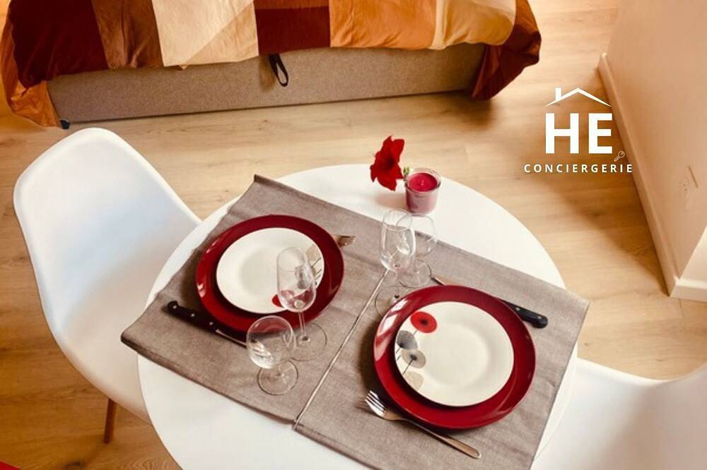 Appartement entier, Suite Hibiscus - Balnéo in Montargis, Région de Montargis