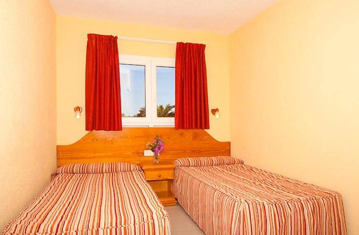 Apartamento entero, Apartamento de vacaciones para 10 personas con jardín in Playa Blanca, Yaiza