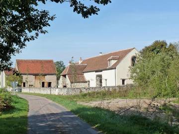 Gîte pour 10 personnes, avec jardin et terrasse, animaux acceptés à Braize