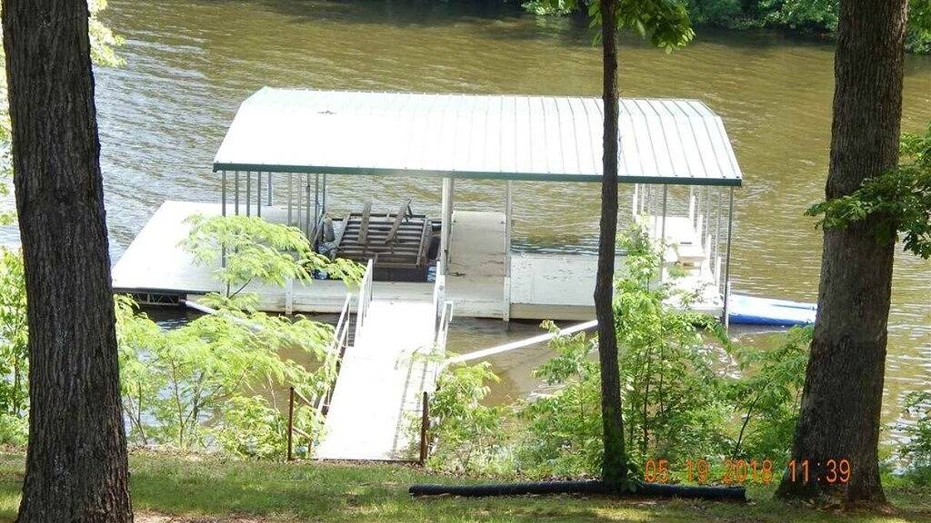 Kurzurlaub am See mit eigenem Bootsanleger in Kentucky Lake