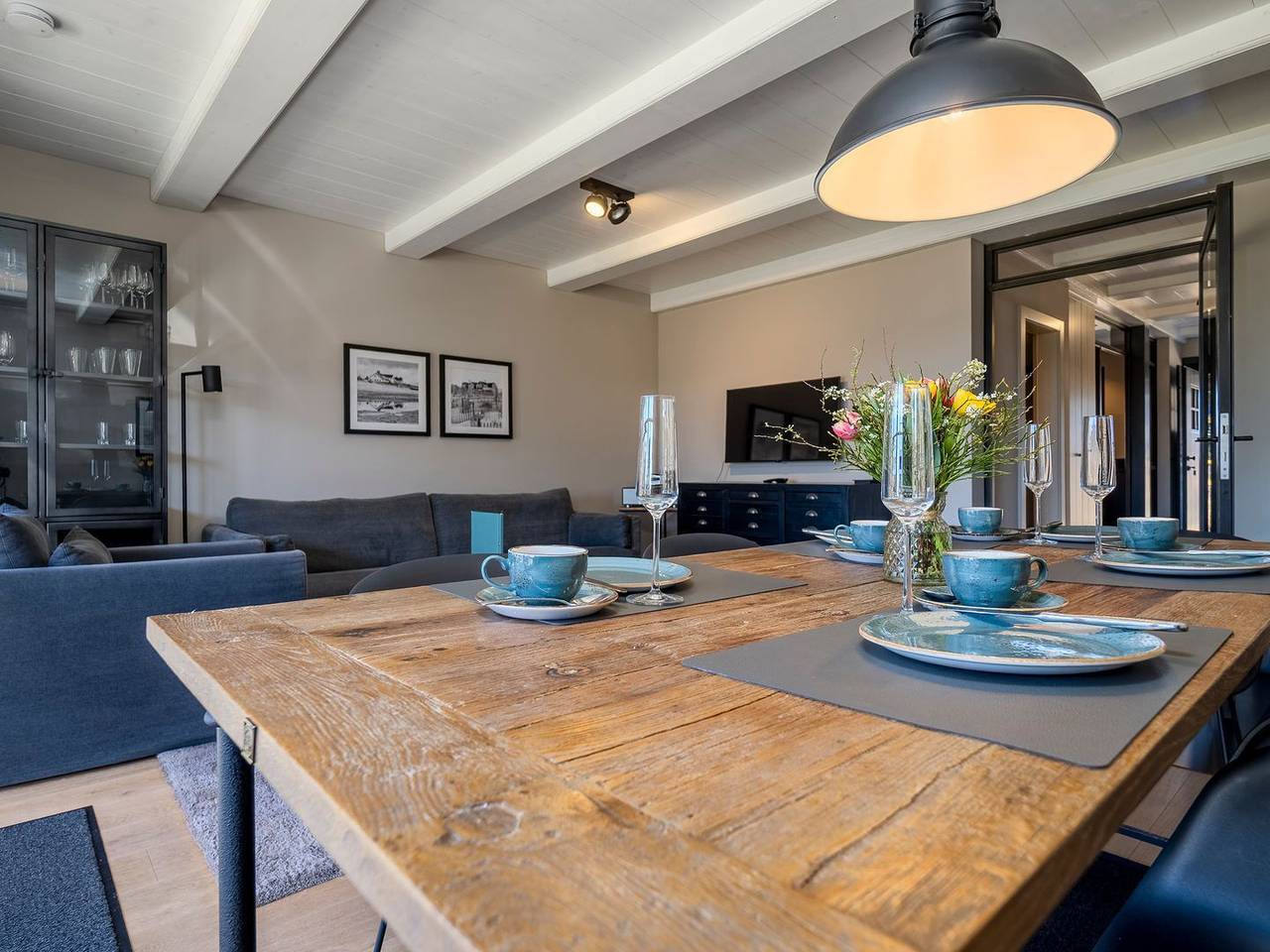 Exkl. Luxus-Hausteil unter Reet mit 4 Zimmern auf ca. 150 m², für bis zu 4 Pers. in Wenningstedt, Sylt