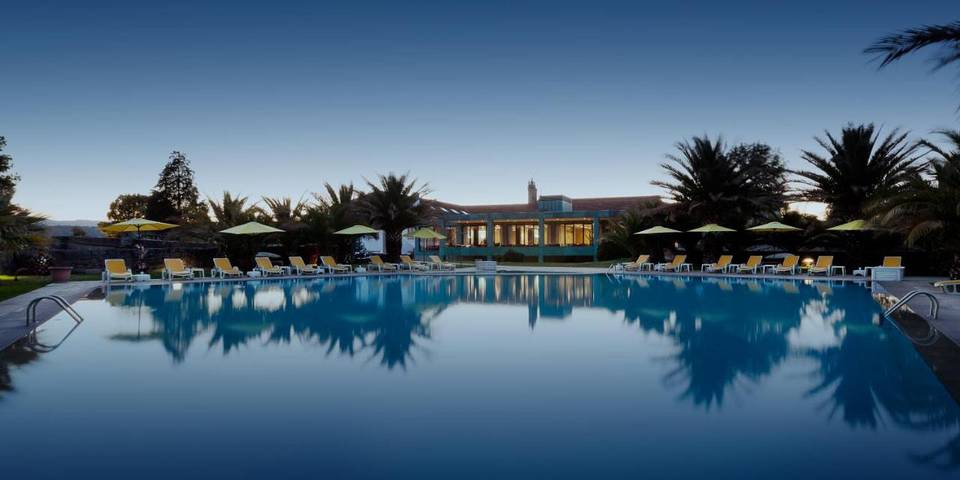 Pousadas para 10 pessoas, com jardim e piscina em Chaves