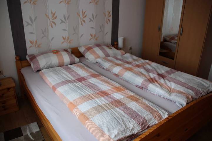 Ferienwohnung für 4 Personen, mit Garten und Terrasse sowie Pool in Ostrhauderfehn - 2