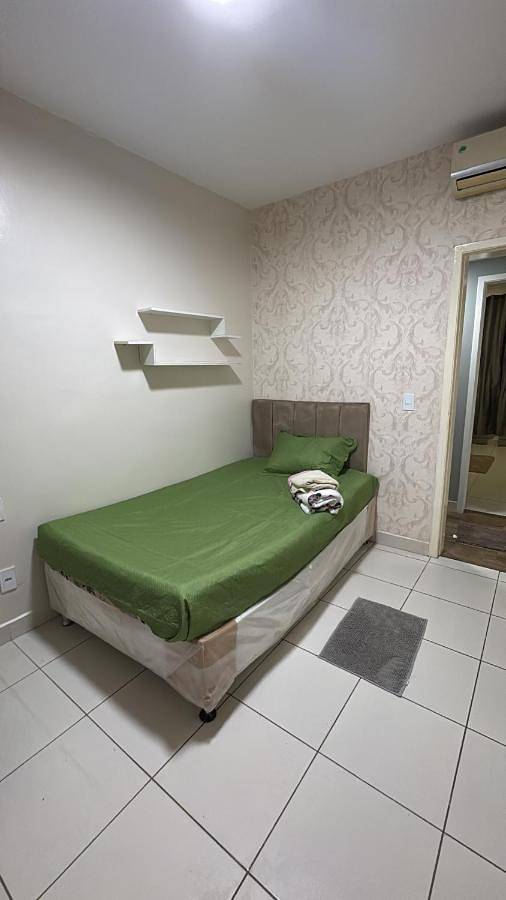 Appartement de vacances pour 4 personnes, avec vue ainsi que piscine et jardin