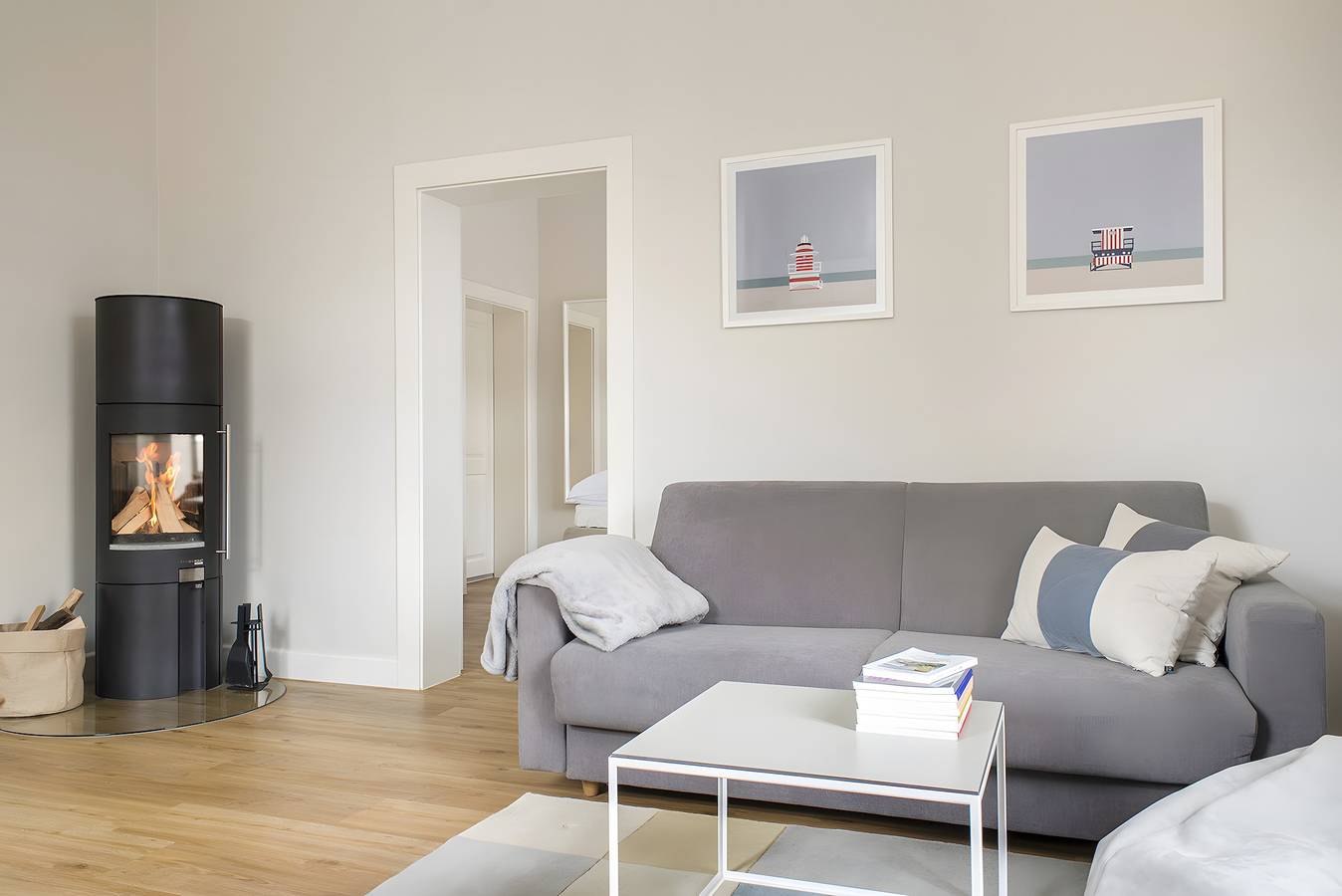 Ganze Wohnung, Helle Stuuv – Schöner Wohnen mit sonniger Terrasse und Kamin in Westfehmarn, Lemkenhafen
