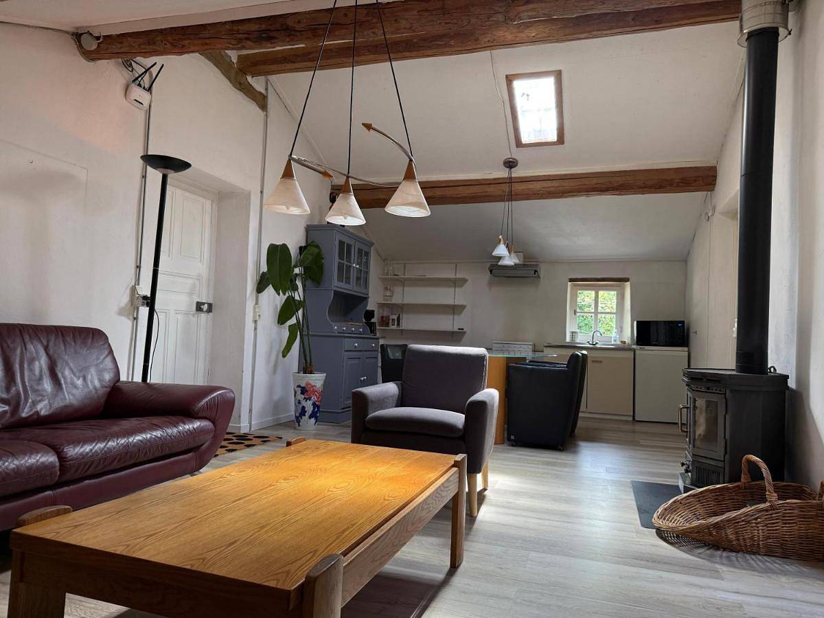 Appartement entier, Camping Le Pré Doux in Ambert, Parc Naturel Régional Livradois-Forez