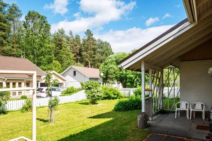 Ferienhaus für 8 Personen, mit Ausblick und Garten sowie Sauna - 1
