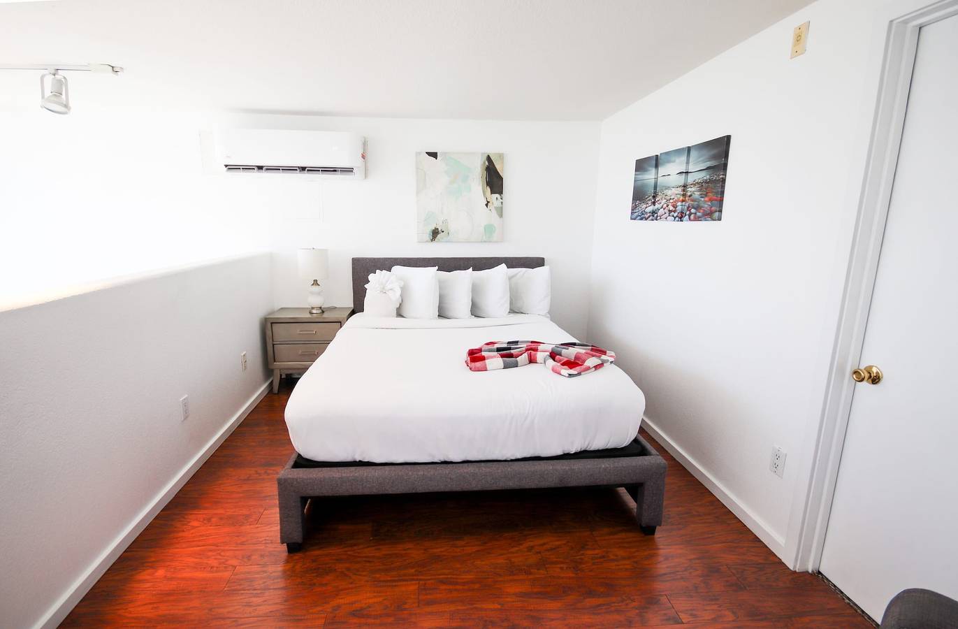 Hel leilighet, 302 C Panoramic View Loft parking incl in San Diego, San Diego County