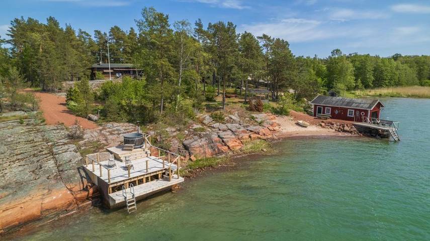Villa för 10 Personer, med Terass samt Trädgård och Bastu och Utsikt på Åland