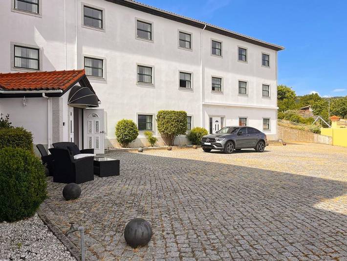Hôtel pour 2 personnes, avec vue et jardin dans Vinhais