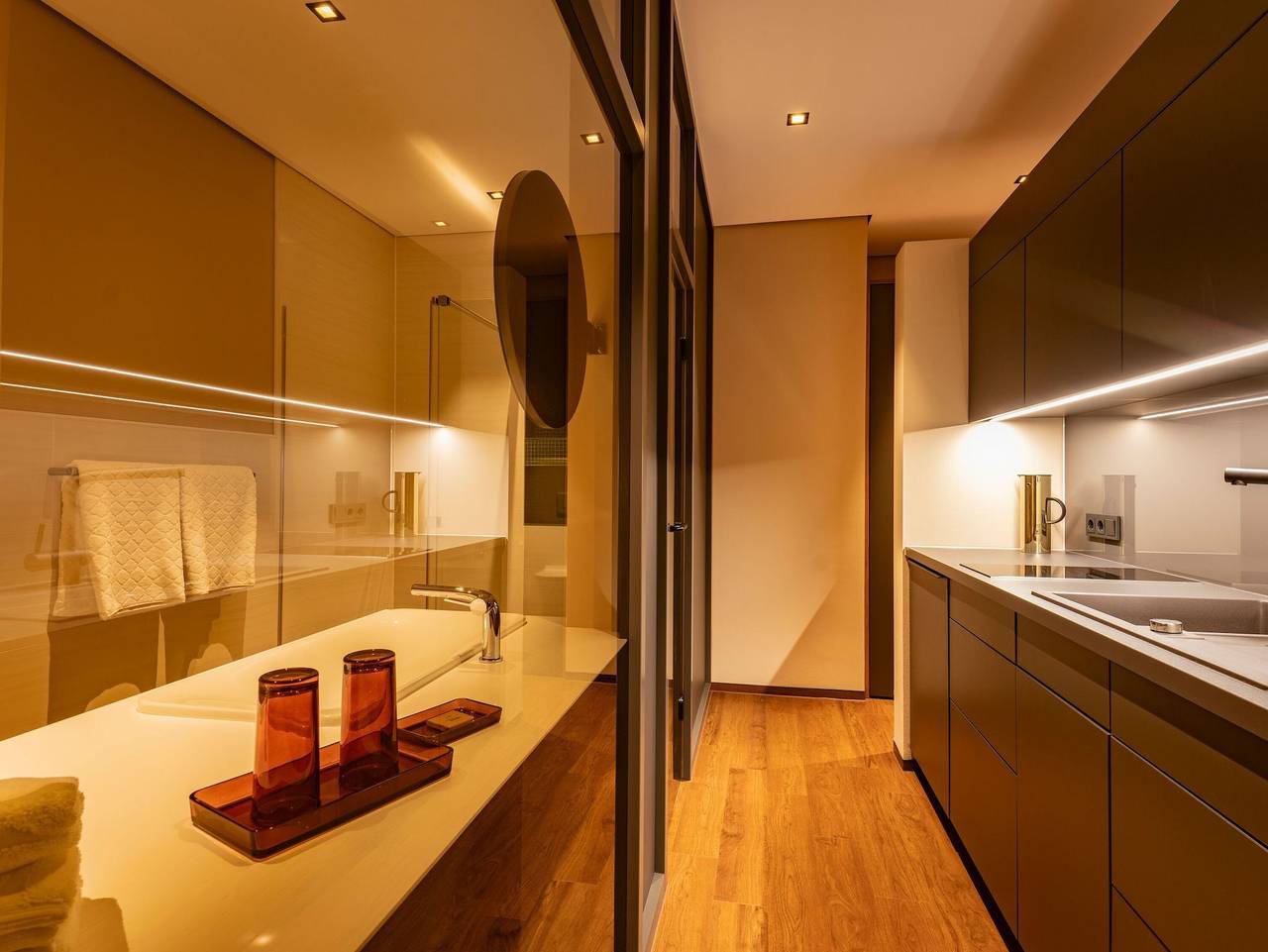 Ganze Ferienwohnung, Ohana-Suite by Zzn in Emden in Emden, Ostfriesland