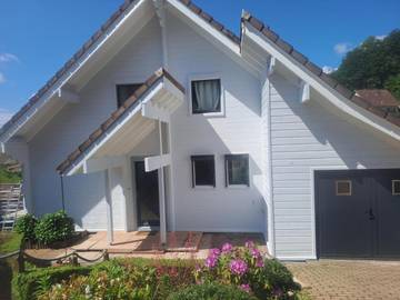 Gîte pour 4 personnes, avec vue et jardin à Reipertswiller