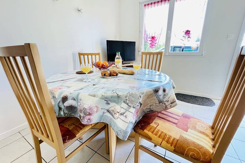 Apartamento entero, Aramis : Apartment 300 meters from the thermal baths (free parking) in La Vôge-les-Bains, Región de Épinal