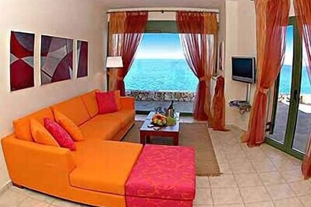 Villa 4, Brio Complex | Star Seafront Villa, Infinity Pool & Jetty | Sleeps 8-10 in Skala, Céphalonie
