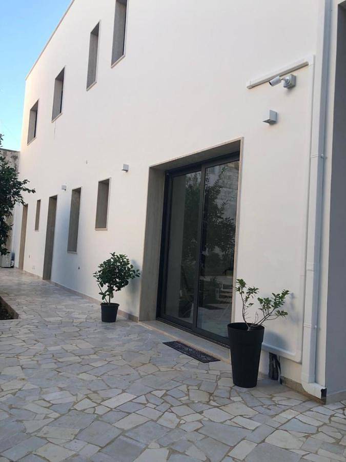 La Corte dei Pozzi in Sannicola, Golfo di Taranto