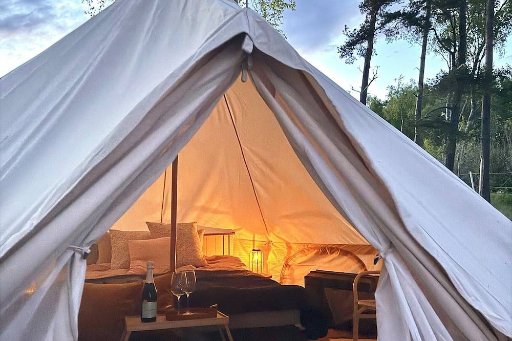 Einzigartige Glamping-Erfahrung mit Alpakas in der Natur bei Laholm in Halland