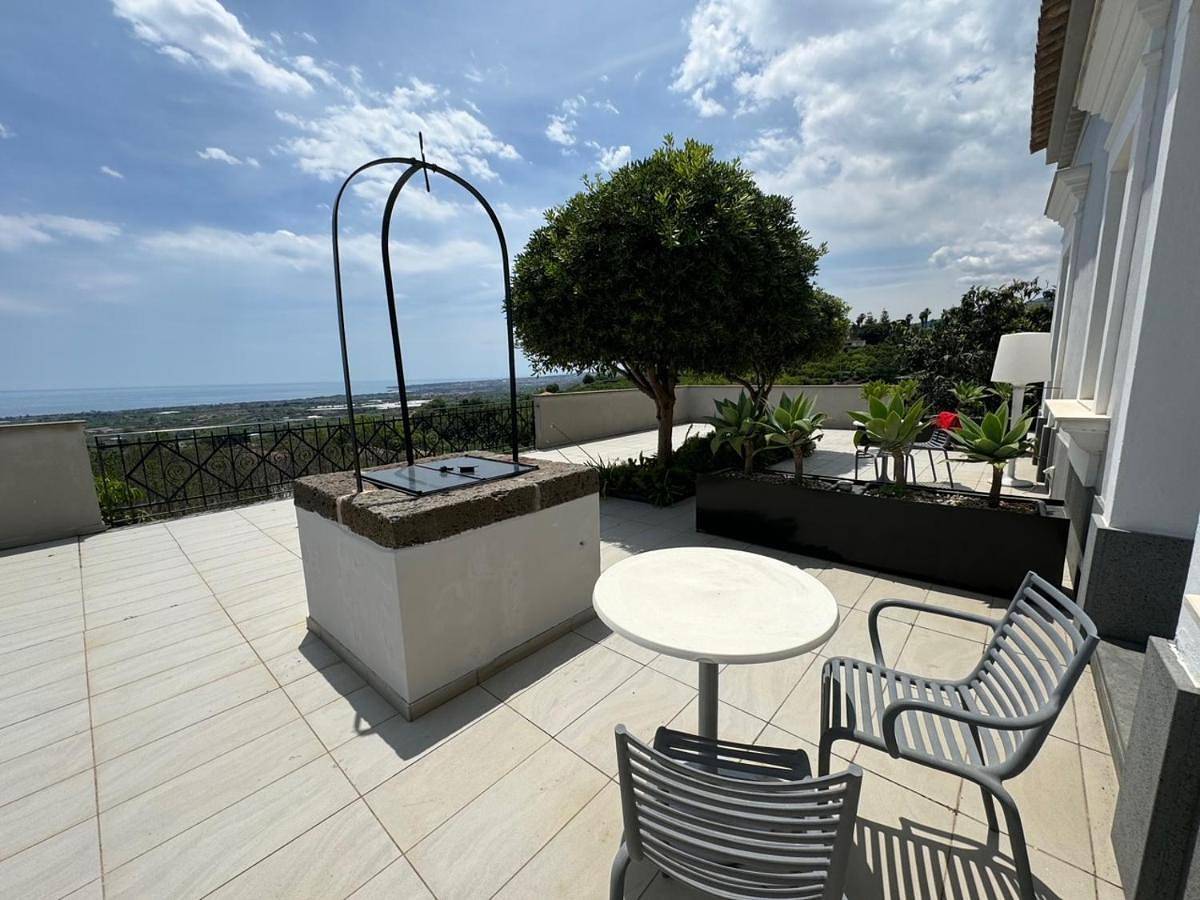Talè Restaurant & Suite in Piedimonte Etneo, Etna