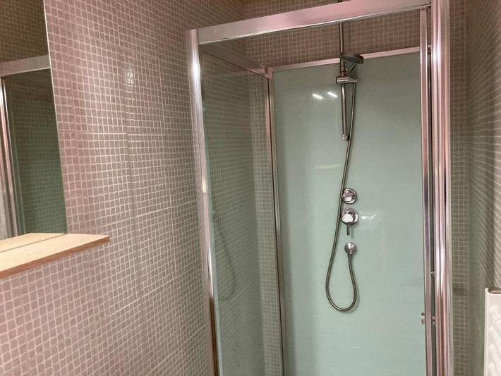 Chambre d’hôte pour 2 personnes, avec vue ainsi que jardin et piscine, animaux acceptés dans Allier - 3