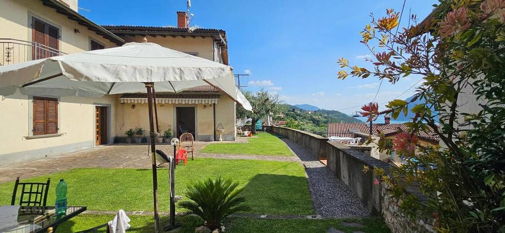 Location de vacances pour 5 personnes, avec jardin ainsi que vue et vue sur le lac, adapté aux familles à Monte Isola - 4