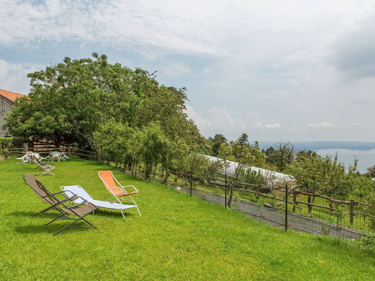 Bauernhaus in Verbania mit Seeblick in Comune di Verbania, Lago Maggiore (Piemont)