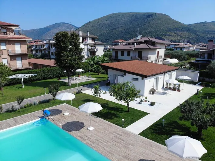 Bed and breakfast per 2 persone, con giardino e panorama nonché piscina - 1