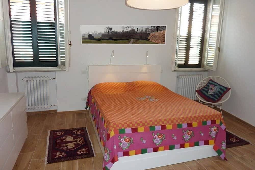 Ganze Wohnung, Neu renovierte Wohnung in der historischen mittelalterlichen Zentrum von Ferrara in Ferrara, Ferrara Provinz