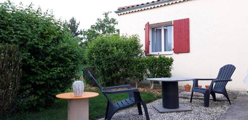 Cottage pour 2 personnes, avec jardin à Chabeuil