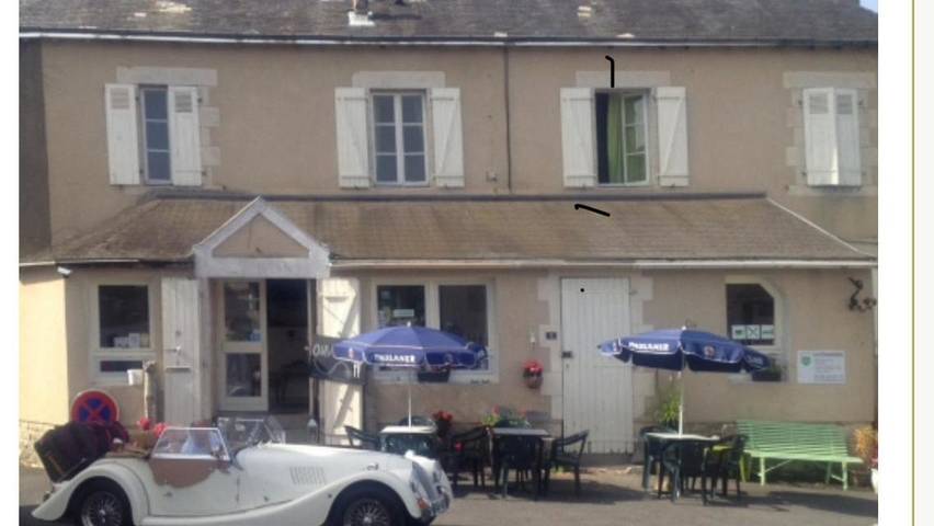Chambre d’hôte pour 3 personnes, avec jardin et piscine, animaux acceptés dans Coulonges (Vienne)