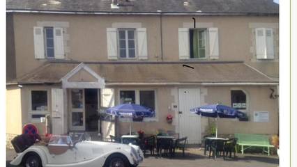Cottage pour 3 personnes, avec piscine et jardin, animaux acceptés dans Coulonges (Vienne)