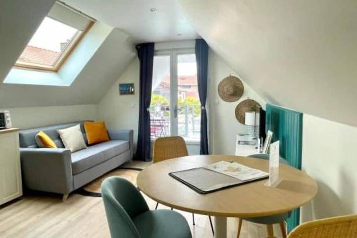 Gîte pour 4 personnes, avec piscine et jardin à Villechétif - 4