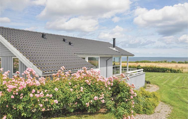 Ferienhaus für 6 Personen, mit Terrasse und Whirlpool sowie Garten und Sauna in Mommark - 2