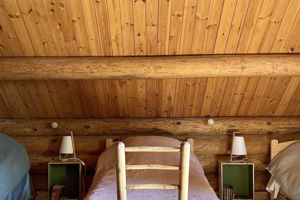 Chalet \"Isba\" à la campagne in Morlanne, Béarn