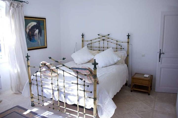 Location de vacances pour 17 personnes, avec terrasse et jardin à Carnoules - 3