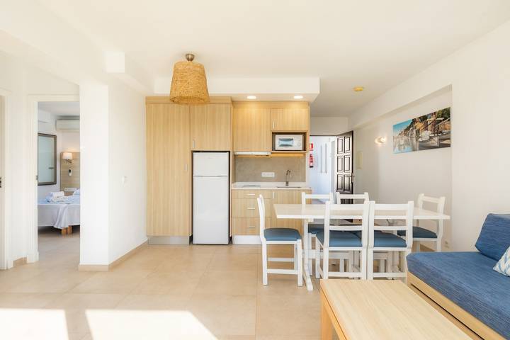 Ferienwohnung für 6 Personen, mit Balkon in Cala Ferrera - 4