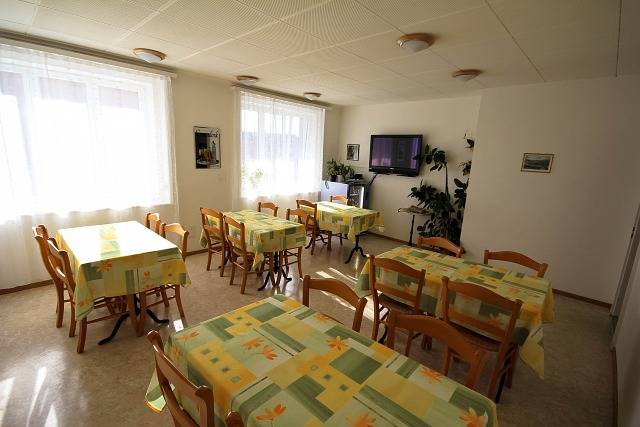 Abaca Hotel - Einzel-Doppelzimmer grosses Bett in Vevey, Genfer See