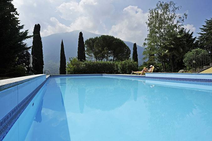 Vacation Rental for 4 Guests in Comune di Carlazzo, Lago di Lugano (Italy)