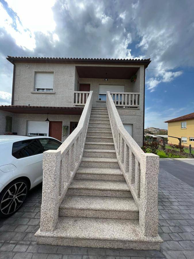 Apartamento inteiro, Three-Bedroom Apartment in Nigrán, Rias Baixas