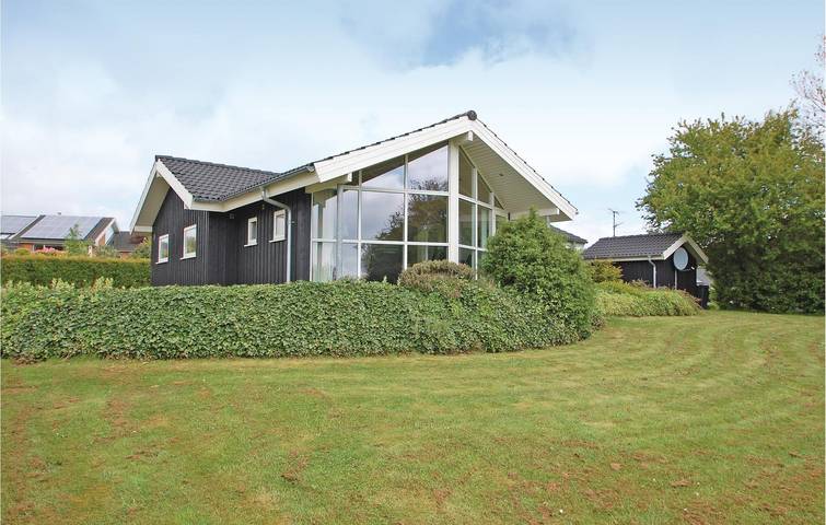 Feriehus for 10 personer, med sauna og have såvel som jacuzzi og terrasse - 1