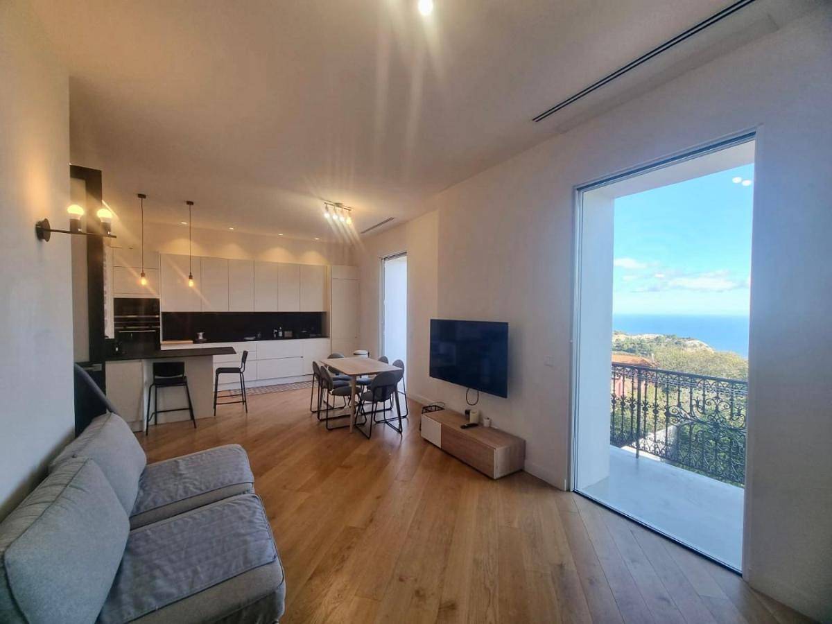 Appartement entier, Bellevue Monaco Parking in La Turbie, Côte méditerranéenne (France)